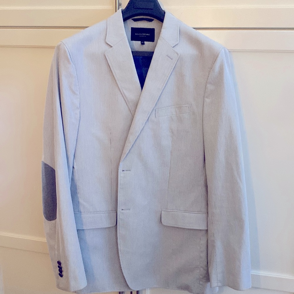 Banana Republic 46L seersucker sport jacket